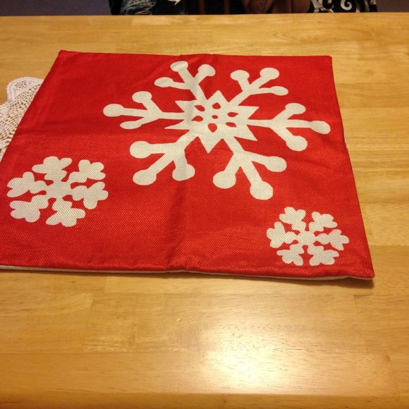 Holiday Decor, Christmas snowflakes pillow covers - Picture 2 of 5